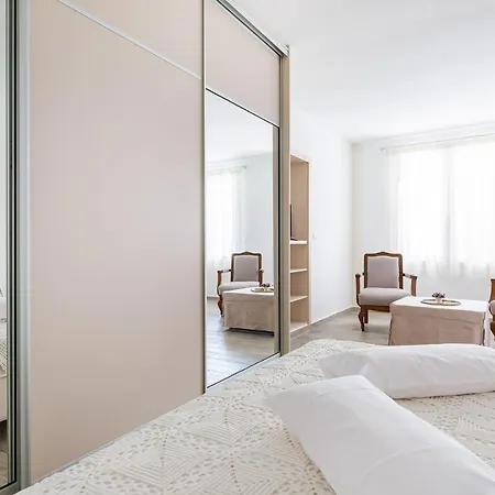 Apartment Syraino Skopelos Town