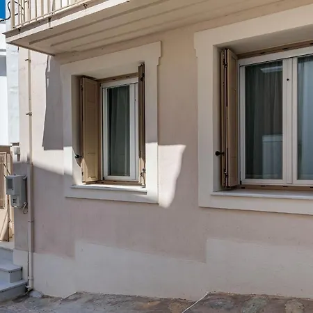 Syraino Apartment *